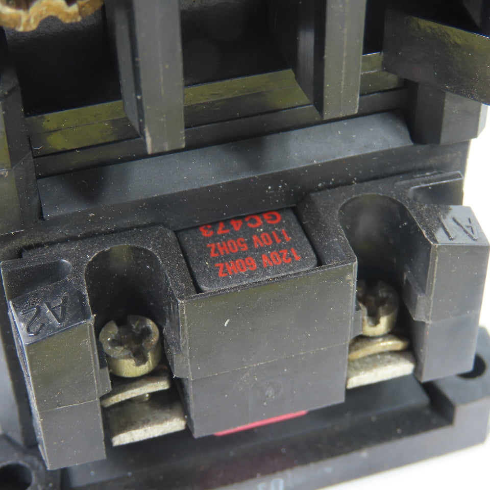 Allen-Bradley 100-A45N*3 3-Pole Motor Contactor 600VAC 45A 120V Coil