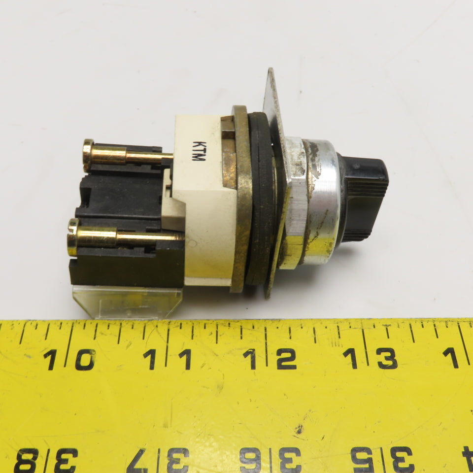 Allen-Bradley 800T-J91 3-Position Momentary Contact Selector Switch NEMA 4 13