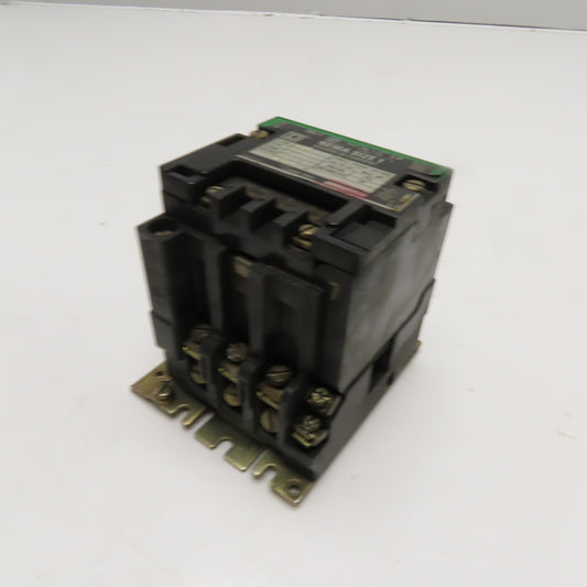 Square D 8736 SCO 8 NEMA Size 1 Magnetic Contactor 120V Coil 3-Pole 3Ph
