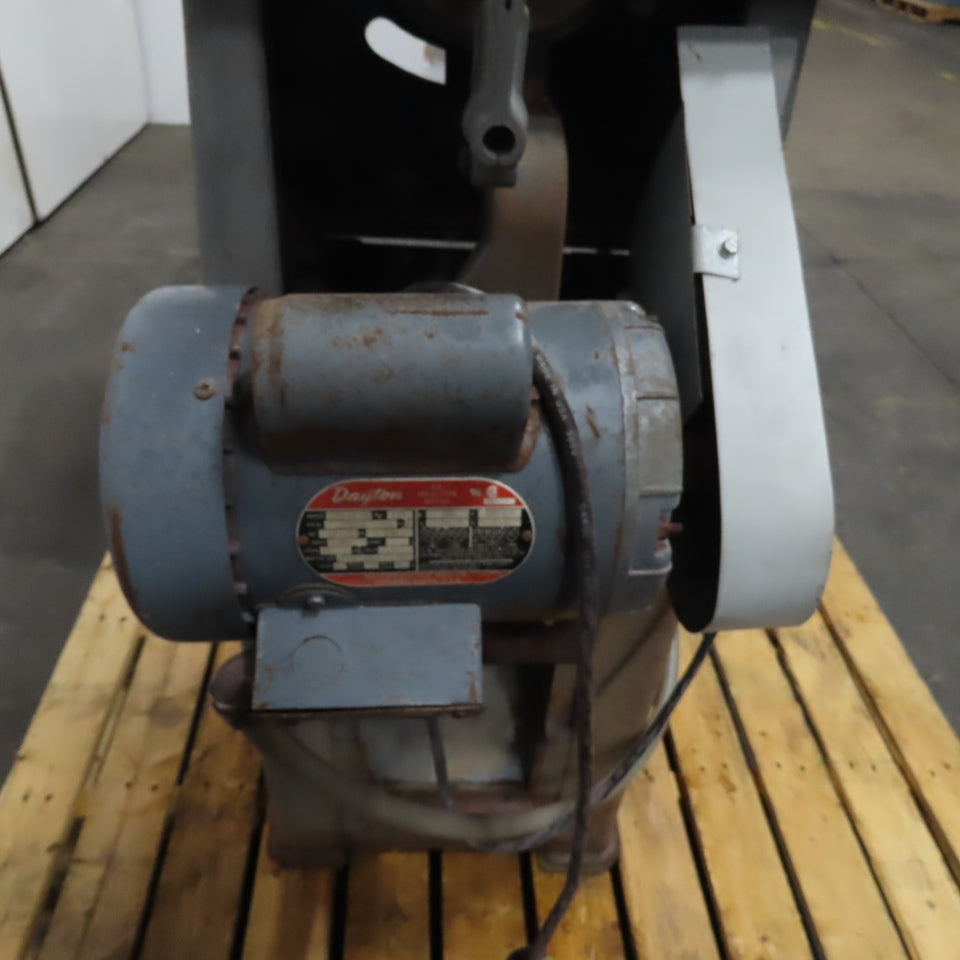 Walker-Turner Vintage Cast Iron Table Saw 3/4HP 1Ph 115/230V 22.5" x 18" Top
