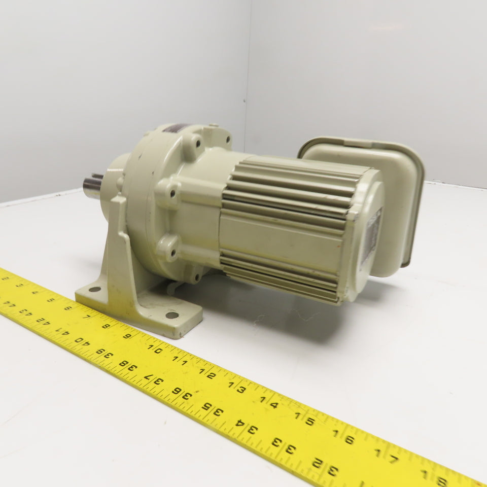 Sumitomo CNHMO1-E095DR-215 1/8HP Gear Motor 215:1 Ratio 208V 3Ph 7.9RPM Output