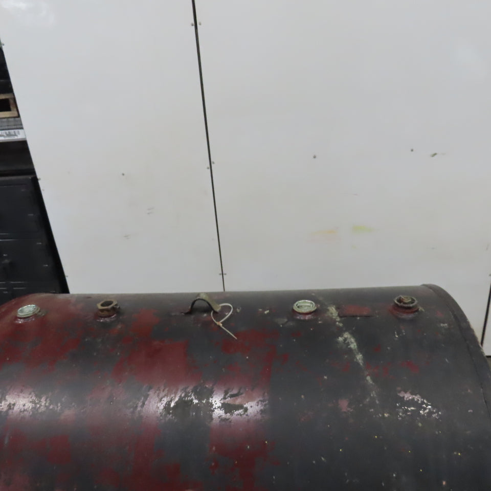 480 Gallon Horizontal Steel Oil Storage Reservoir Tank