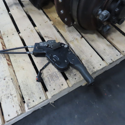 Caterpillar E5000 Forklift Rear Drive Axle Assembly with Brakes and Lever