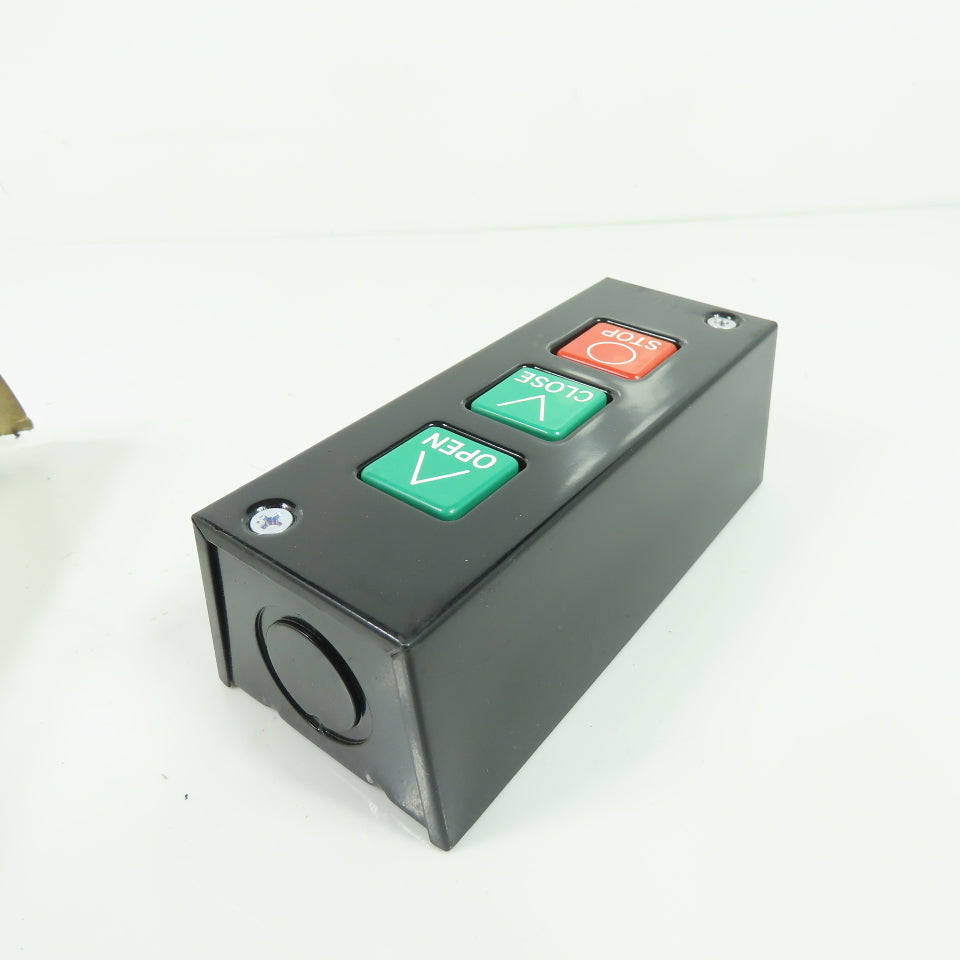 Eastern Motor Controls PBS-3 3-Push Button Station Open/Close/Stop 5A 240VAC NEW