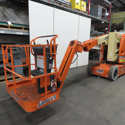 JLG E300AJP Electric Articulating Boom Lift 48V 30ft Reach 500lb 1251Hrs