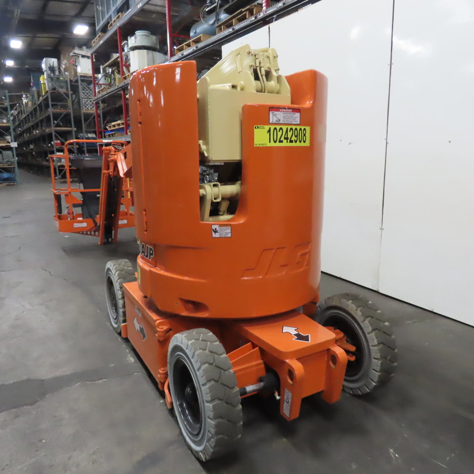 JLG E300AJP Electric Articulating Boom Lift 48V 30ft Reach 500lb 1251Hrs