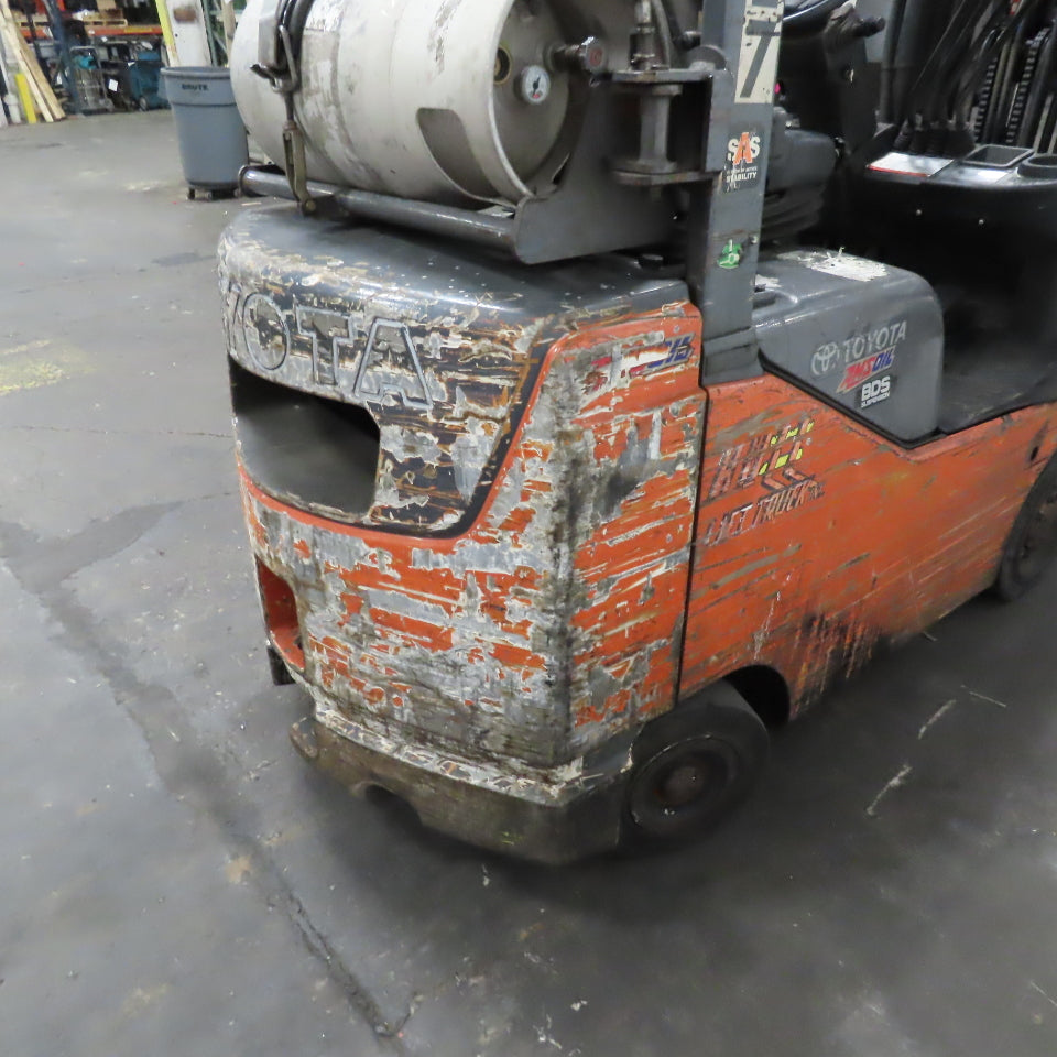 Toyota 8FGCU18 2900Lbs LP Gas Forklift 189" Lift Side Shift Fork Positioner