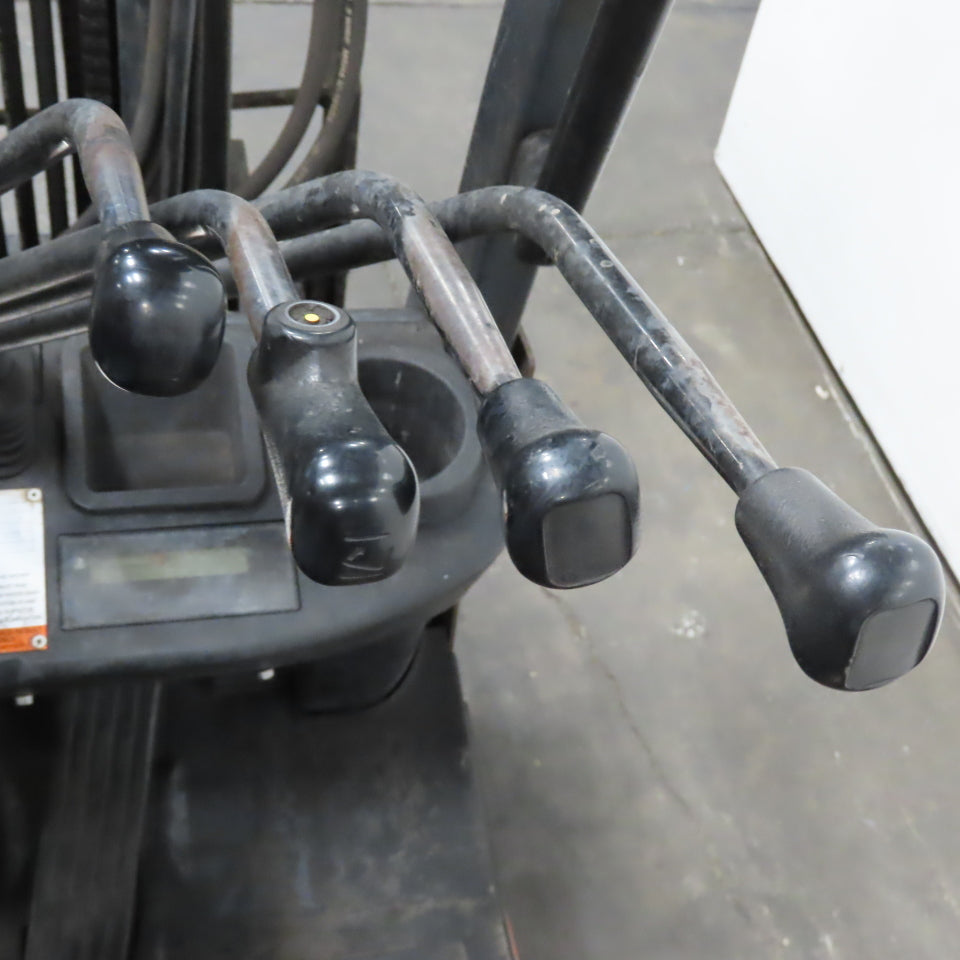 Toyota 8FGCU18 2900Lbs LP Gas Forklift 189" Lift Side Shift Fork Positioner