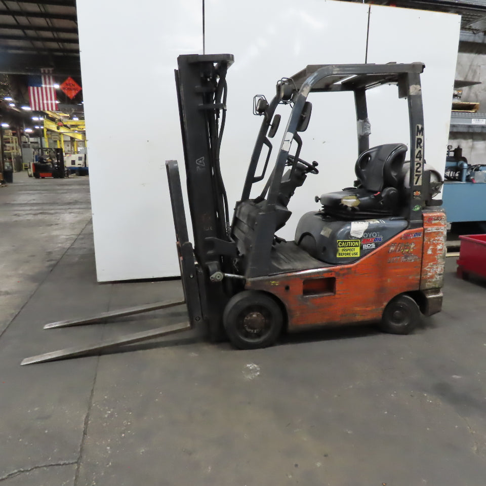 Toyota 8FGCU18 2900Lbs LP Gas Forklift 189" Lift Side Shift Fork Positioner