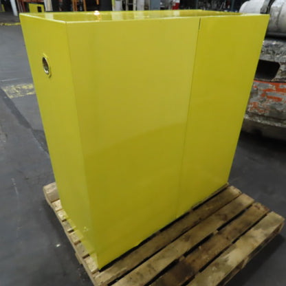 Justrite 30 Gallon Flammable Liquid Storage Cabinet 1 Shelf 43" x 18" x 44" Tall