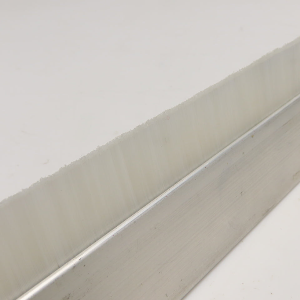 8" x 1" Nylon Bristle Brush Strip Extruded Aluminum Holder Lot Of 18
