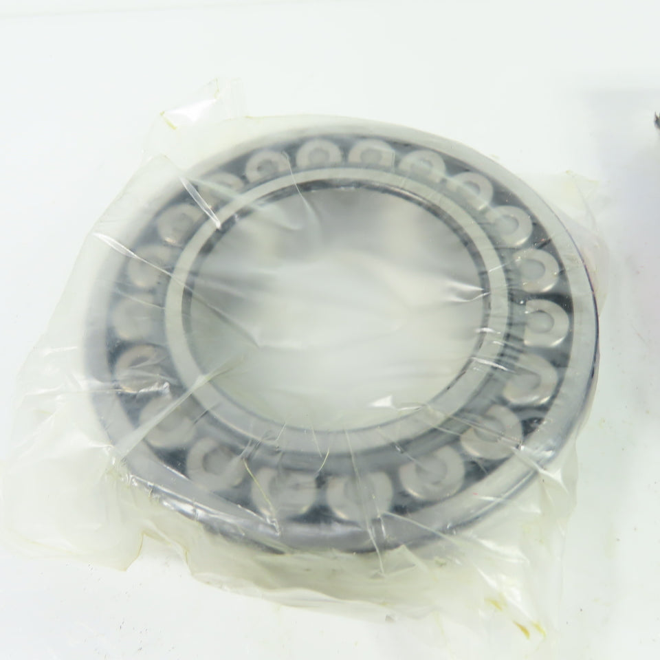 NSK 22215EAE4C3 Spherical Roller Bearing 130mm OD x 70mm Bore NEW