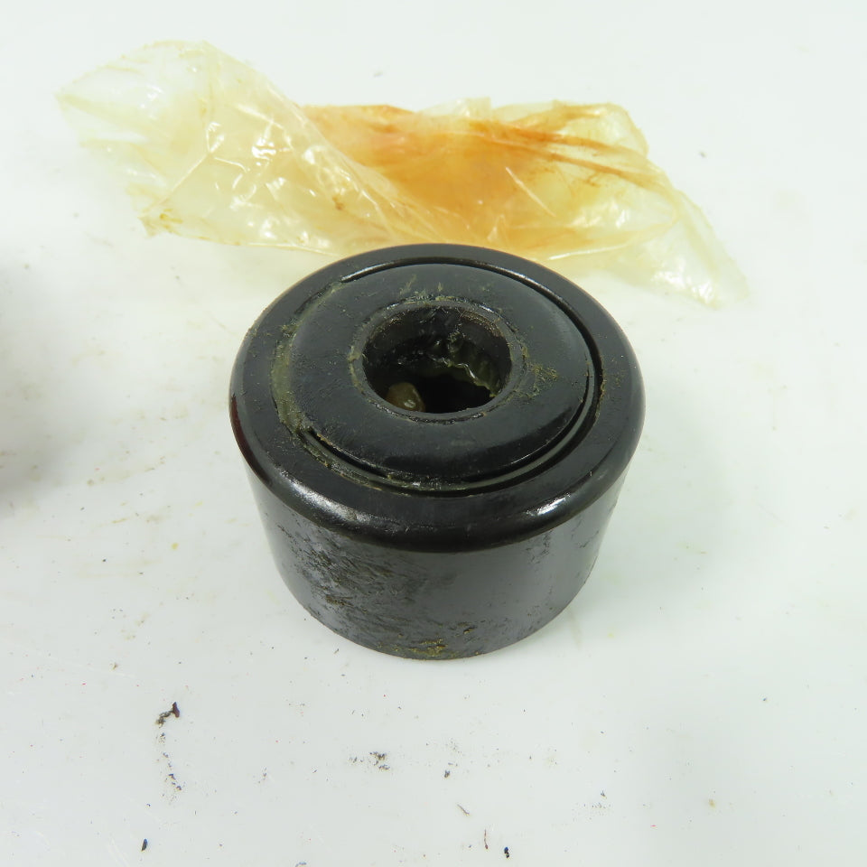 McGill CYR 2 S Cam Yoke Roller Bearing 2" OD x 5/8" Bore NEW