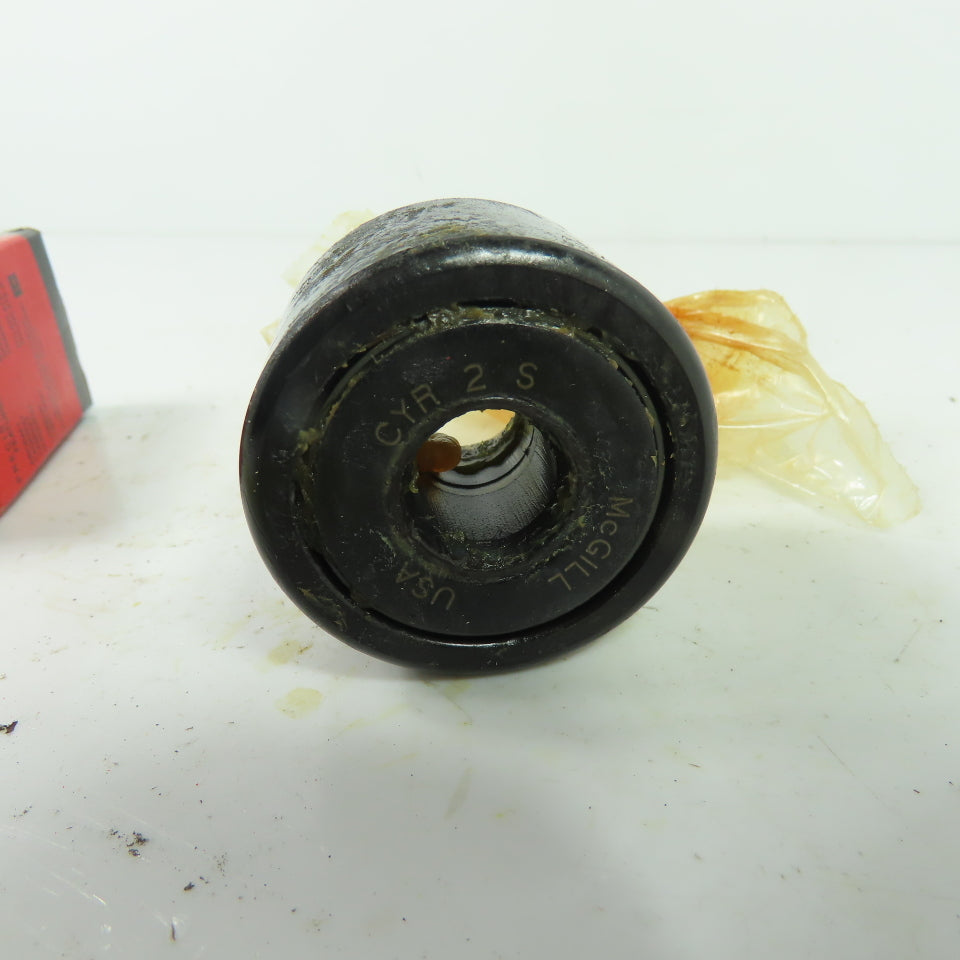 McGill CYR 2 S Cam Yoke Roller Bearing 2" OD x 5/8" Bore NEW
