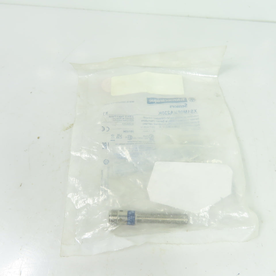 Telemecanique XS1M08MA230K Inductive Proximity Sensor 24-240V AC/DC M8 Sn 1.5mm