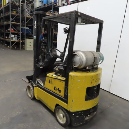 Yale GLC030AFNUAE090 3000Lbs LP Gas Forklift 206" Lift 3 Stage Needs Work