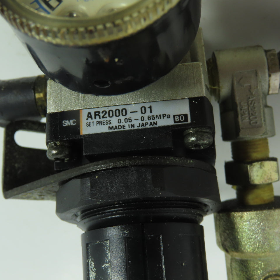 SMC AR2000-01 Modular Pneumatic Regulator 0.05-0.85MPa W/ PS7 Pressure Switch