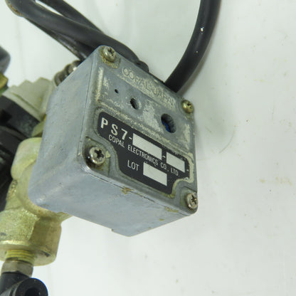 SMC AR2000-01 Modular Pneumatic Regulator 0.05-0.85MPa W/ PS7 Pressure Switch