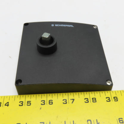 Schmersal NDW Mounting Plate Drive Adapter Square Shaft