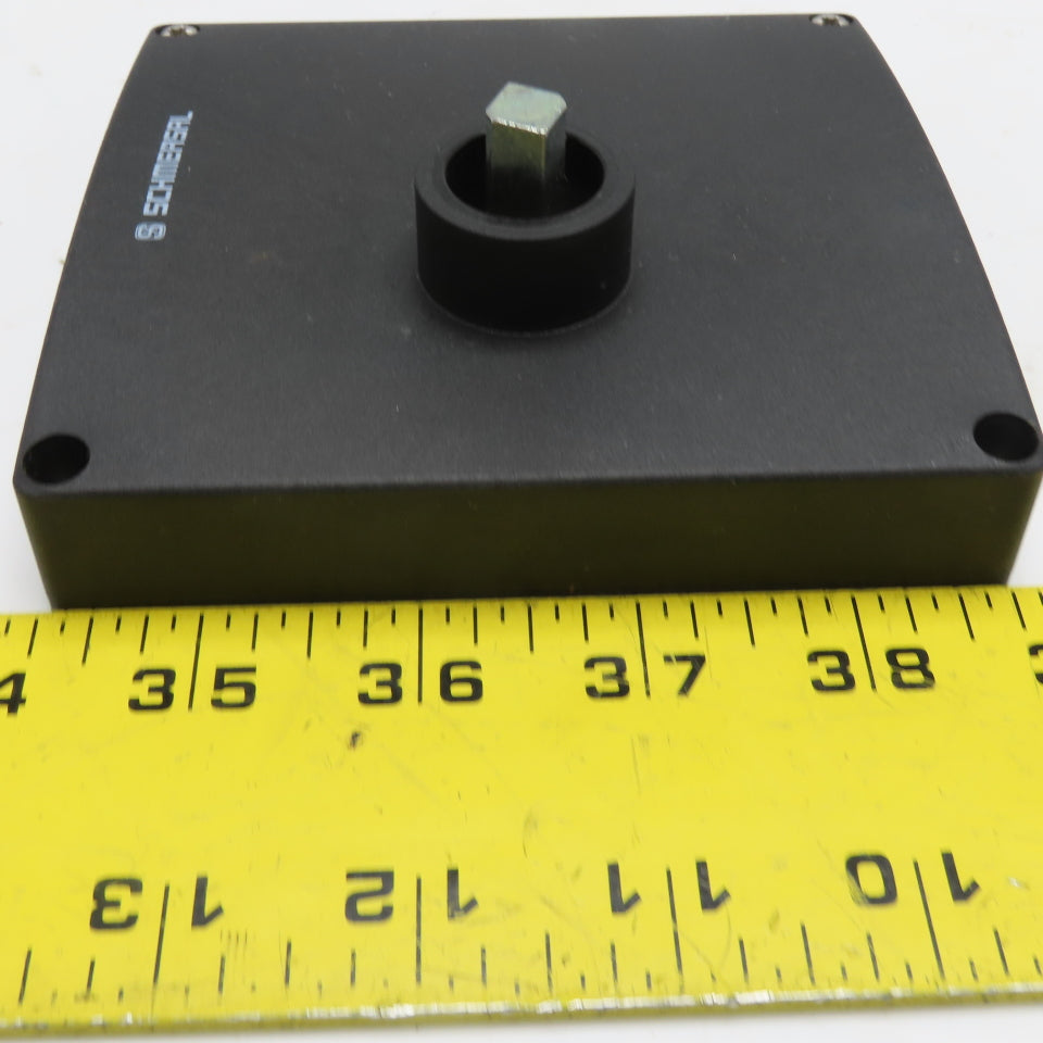 Schmersal NDW Mounting Plate Drive Adapter Square Shaft