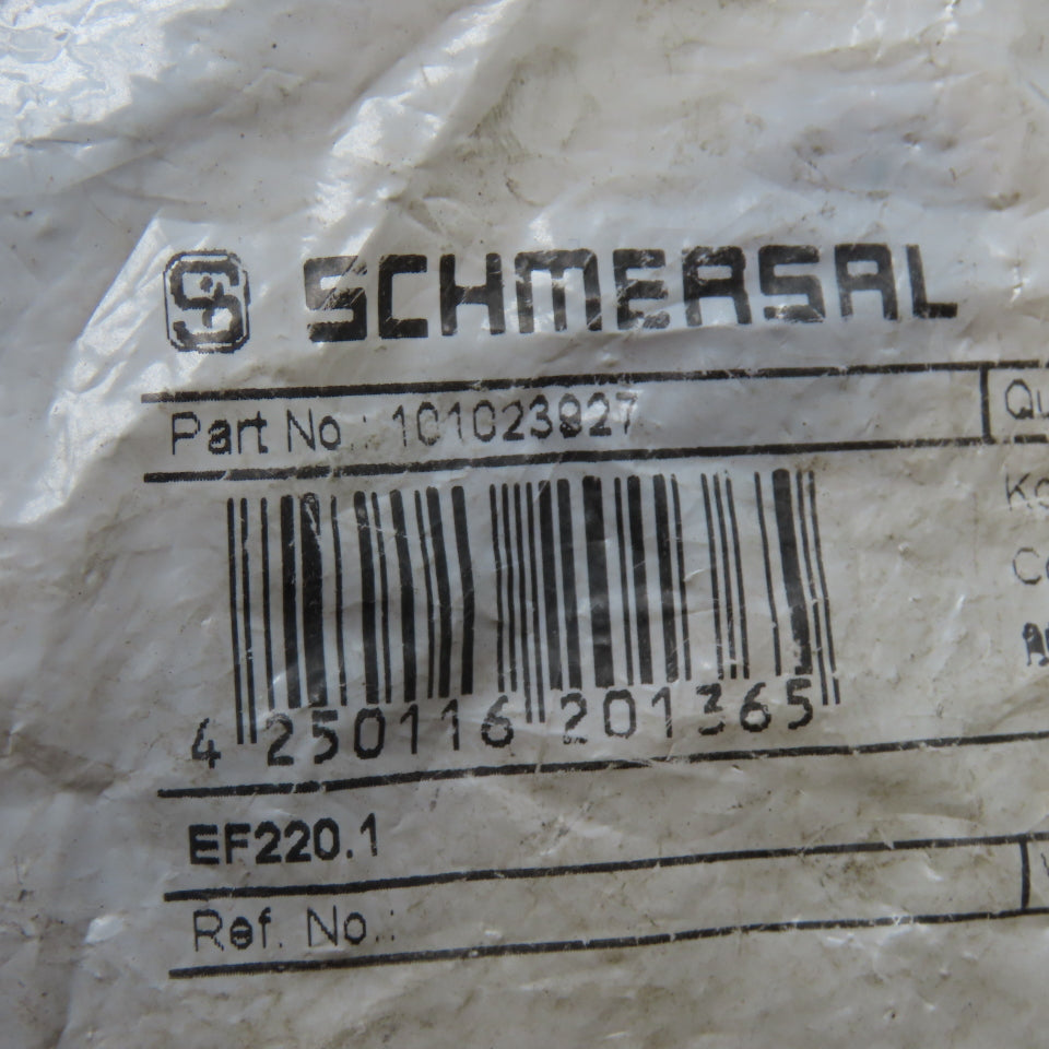 Schmersal 101023927 EF220.1 Contact Block 250VAC 8A 24VDC 5A Lot of 2