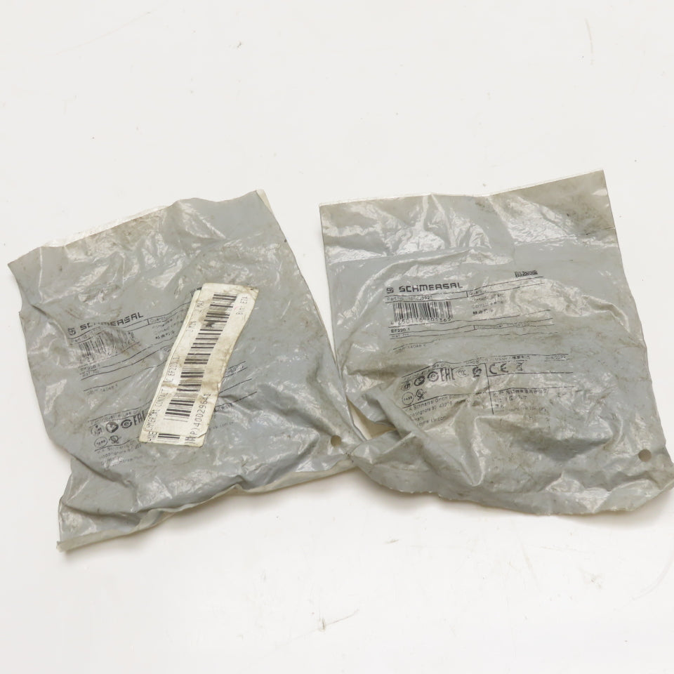 Schmersal 101023927 EF220.1 Contact Block 250VAC 8A 24VDC 5A Lot of 2