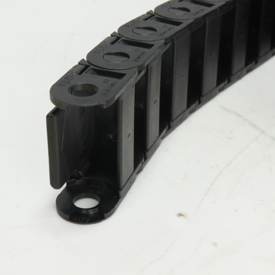 Igus 15.038.038 Cable Carrier Energy Drag Chain 37mm x 16mm ID 190" Long