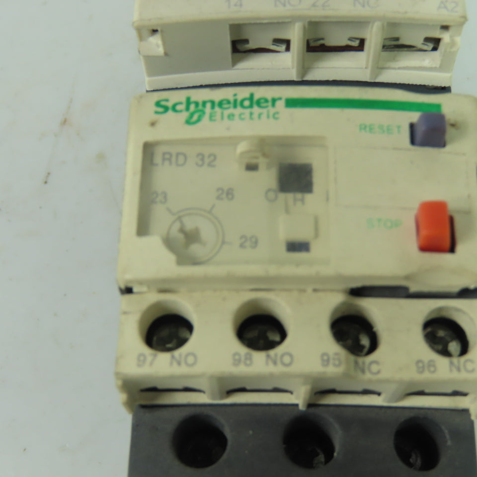 Schneider LC1D18 600VAC Contactor 18A 220V Coil W/ LRD32C Overload 23-32A