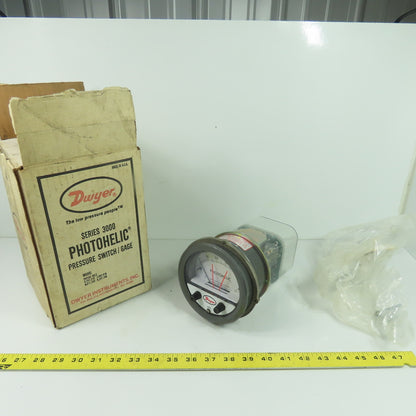 Dwyer 3050 Series 3000 Photohelic Pressure Switch Gage 0-50 Inches of Water