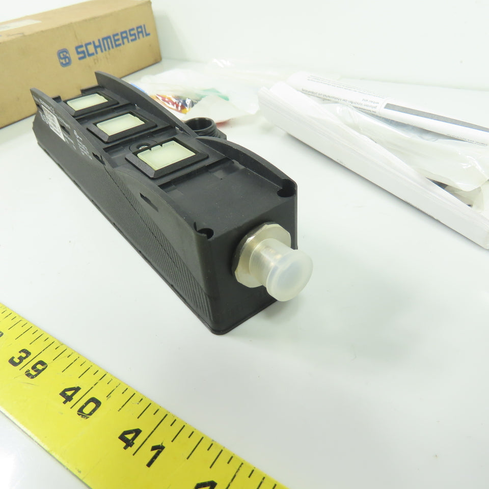 Schmersal BDF200-FB-NH-LT-LT-LT-2875 Control Panel 3-Pushbuttons 24VDC NEW