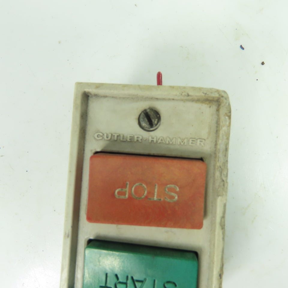 Cutler-Hammer Industrial Start Stop Push Button Control Station