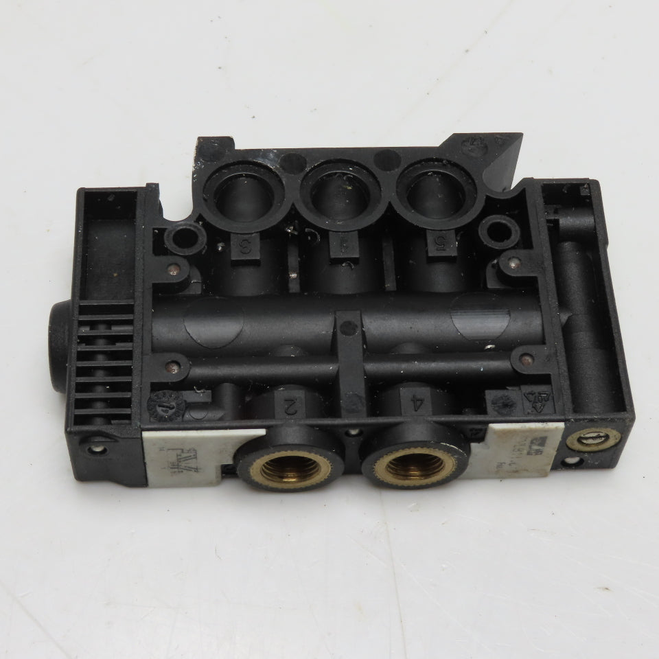 Parker PVL-B111618 12001029 Stacking Pneumatic Power Valve Used G 1/8