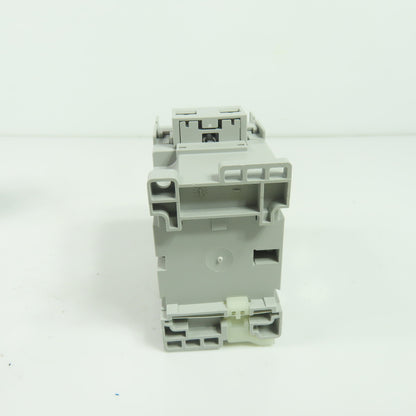 Allen-Bradley 700-CF220D IEC Control Relay 110V 50Hz / 120V 60Hz 2NO 2NC Ser A
