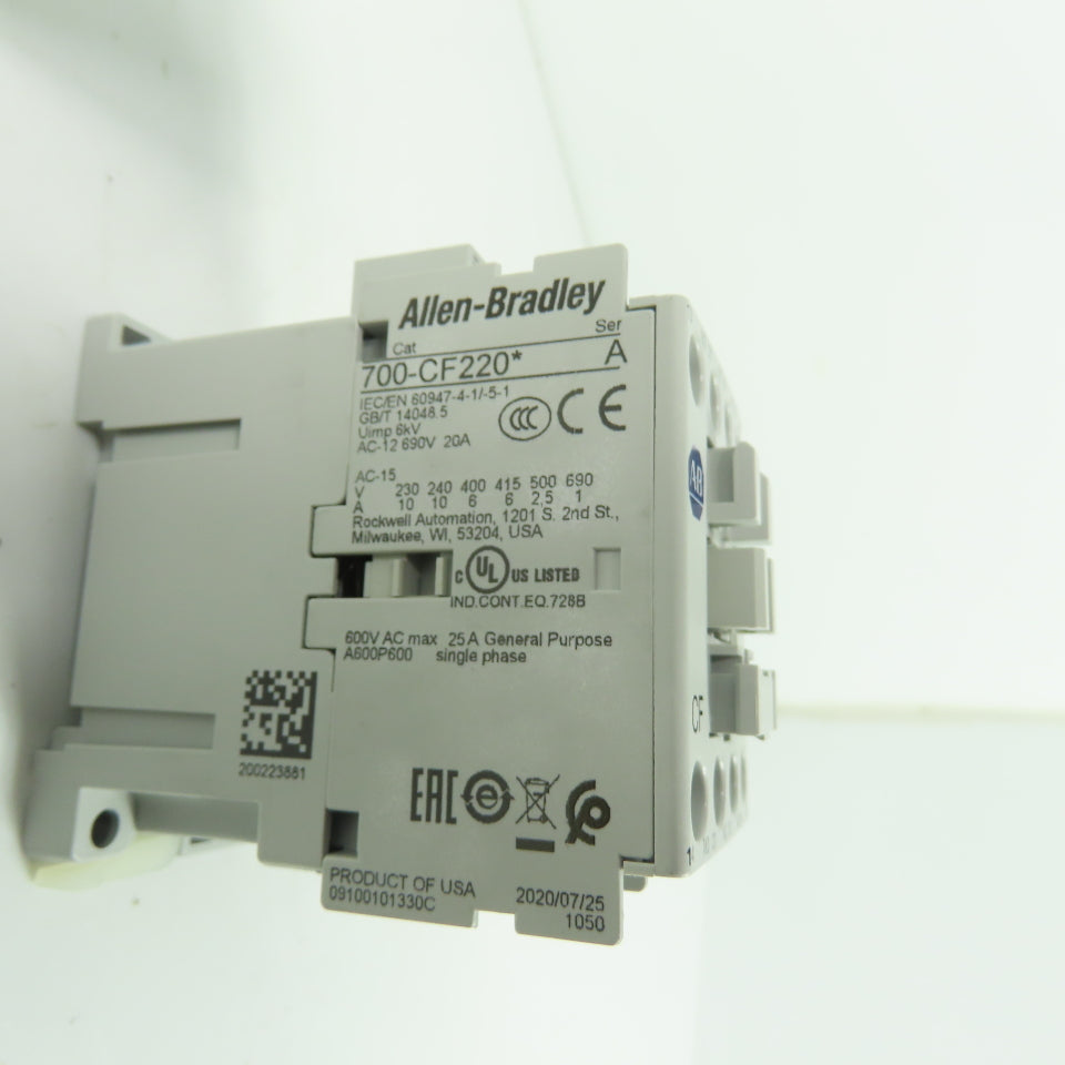 Allen-Bradley 700-CF220D IEC Control Relay 110V 50Hz / 120V 60Hz 2NO 2NC Ser A