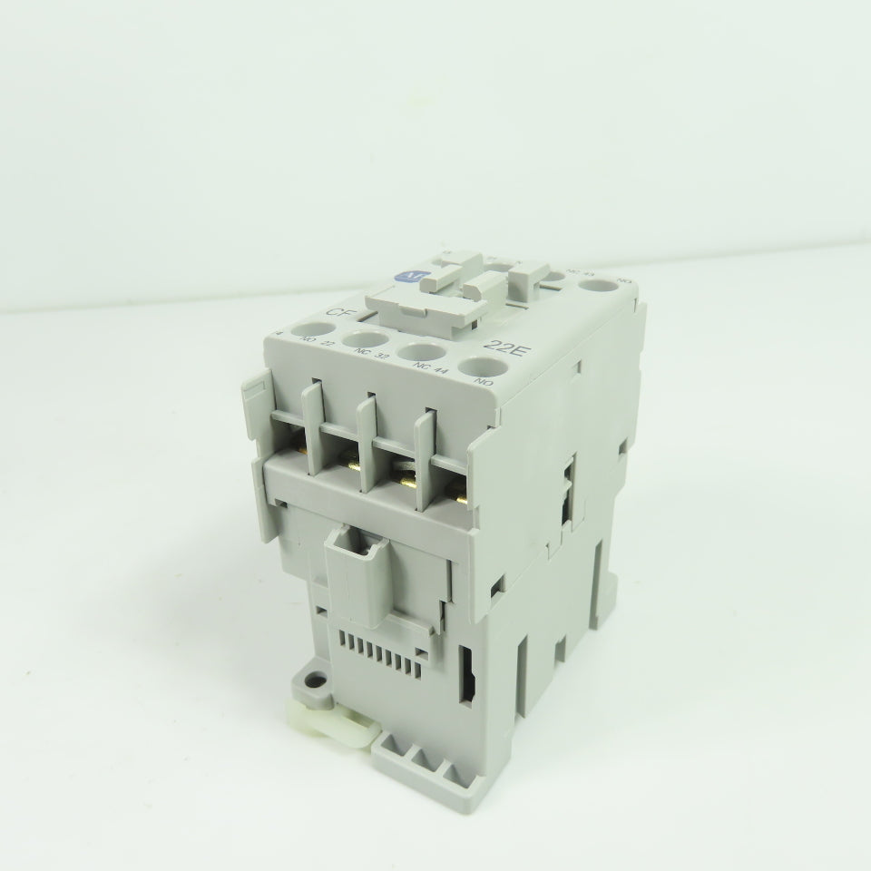 Allen-Bradley 700-CF220D IEC Control Relay 110V 50Hz / 120V 60Hz 2NO 2NC Ser A
