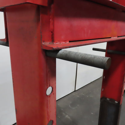 Carolina Fabrication 31" x 11-1/2" Bed Hydraulic Manual Modified Hydraulic Press