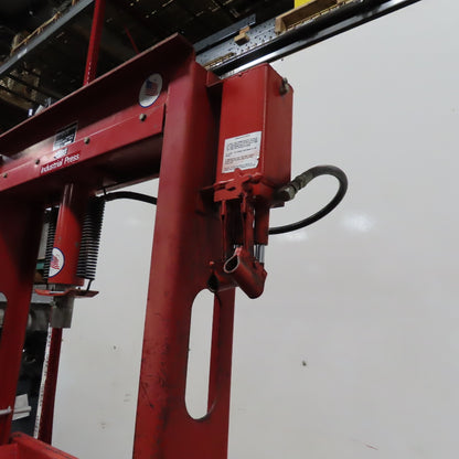 Carolina Fabrication 31" x 11-1/2" Bed Hydraulic Manual Modified Hydraulic Press