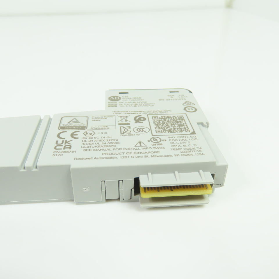 Allen-Bradley 5034-IB8S Safety Digital 8-Input Module 24VDC Ser A FW 1.011 NEW