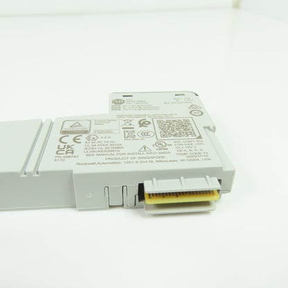 Allen-Bradley 5034-IB8S Safety Digital 8-Input Module 24VDC Ser A FW 1.011 NEW