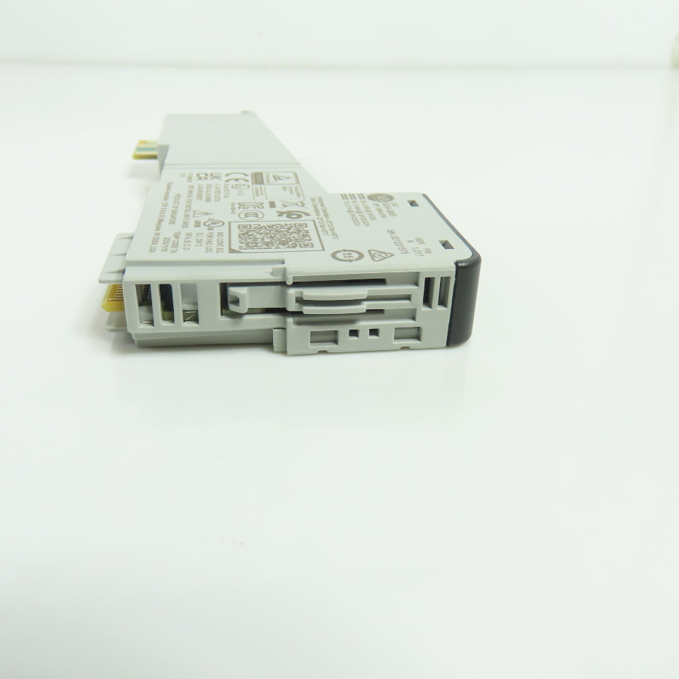 Allen-Bradley 5034-IB8S Safety Digital 8-Input Module 24VDC Ser A FW 1.011 NEW