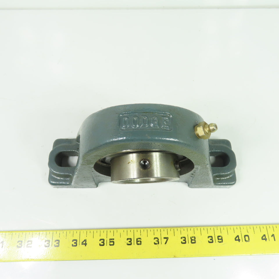 Dodge 124136 1-11/16" Bore 2-Bolt Pillow Block Ball Bearing