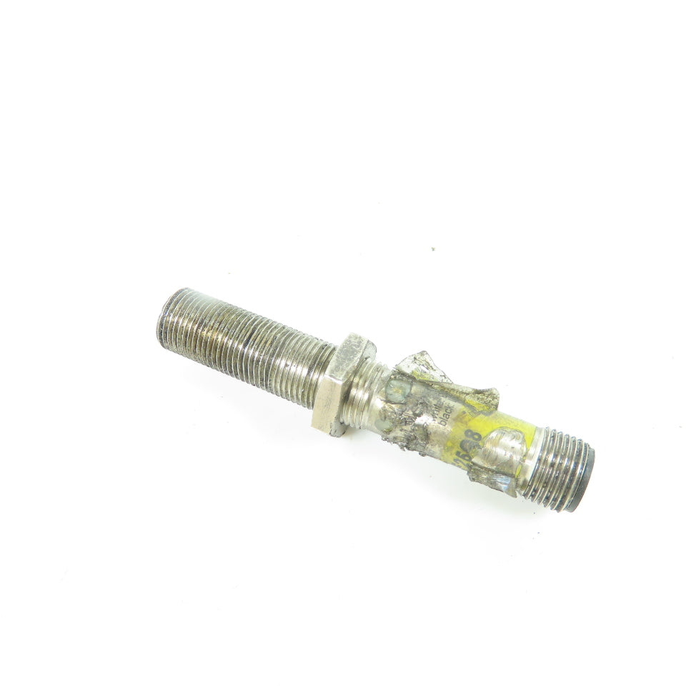 Banner Engineering M12PFF50Q8 Fixed-Field Proximity Sensor 10-30VDC M12 Threaded