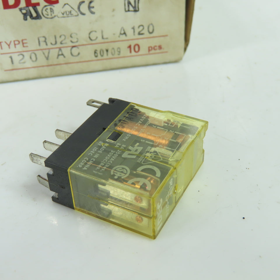 IDEC RJ2S-CL-A120 General Purpose Relays 8A 120VAC Lot Of 12