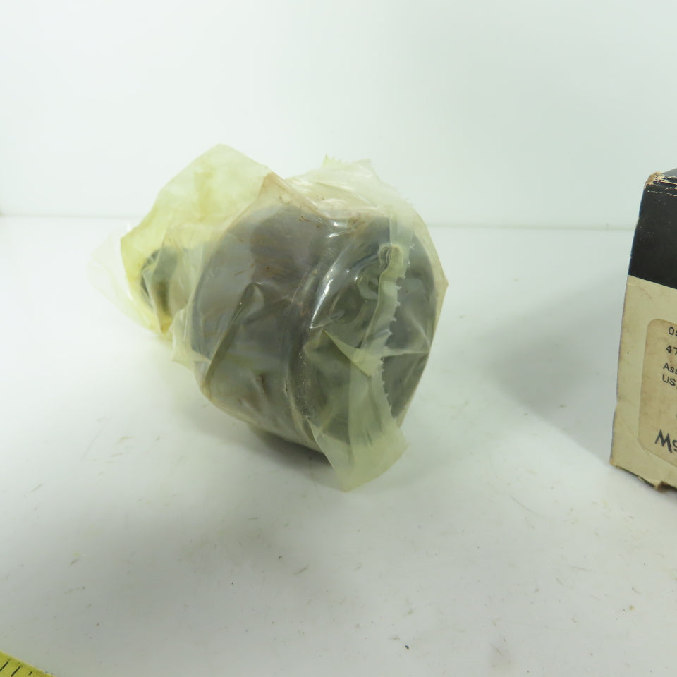 McGill CFE 2 1/2 SB Cam Follower Bearing 2-1/2" NEW