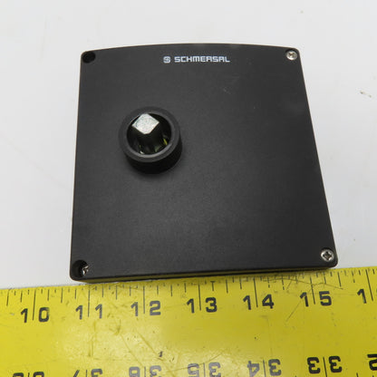 Schmersal NDW Mounting Plate Drive Adapter Square Shaft