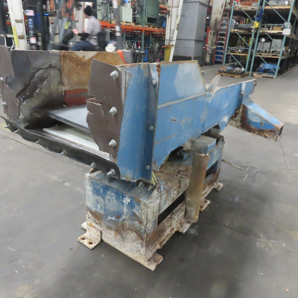 Almco Model OSC Vibratory Industrial Finishing System 230/460V 3Ph 92" x 22"