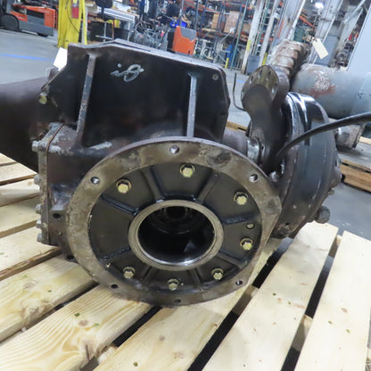 Caterpillar E5000 Forklift Rear Drive Axle Assembly with Brakes and Lever