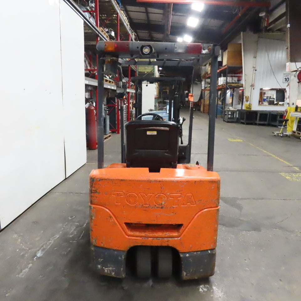 Toyota 7FBEU20 36V 3-Wheel Electric Forklift 3750lb Cap. 107" Lift 2-Stage