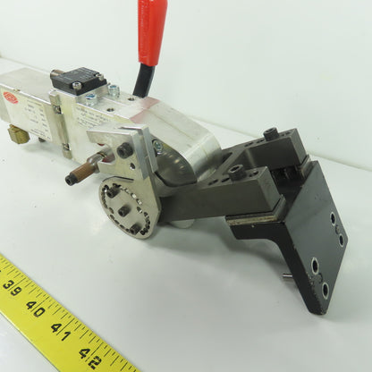 Destaco 82L4N-20300H0B1 82L4N-203B7H0B Pneumatic Power Clamp 30VDC 6 bar