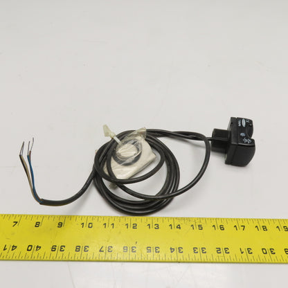 Banner OTBVP6 Optical Touch Button Sensor 10-30VDC PNP